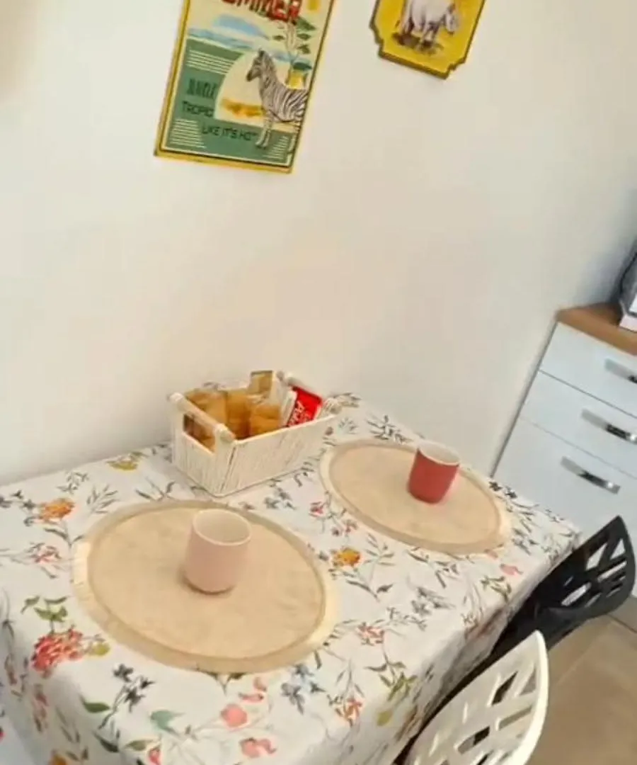 Fly Zone Naples Bed & Breakfast 0*,
